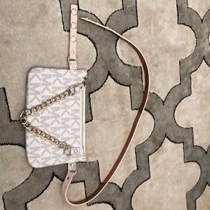 Michael kors belt bag